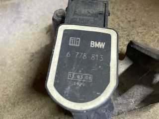 bontott BMW 1 Első Xenon Szintszabályzó Jeladó
