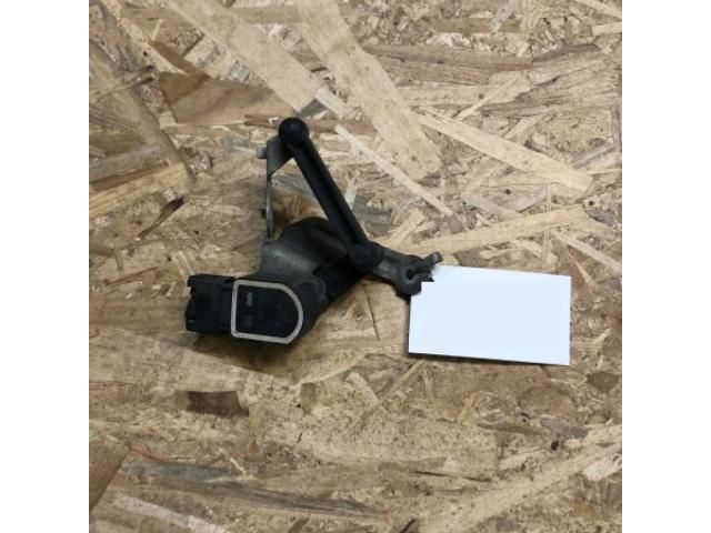 bontott BMW 1 Első Xenon Szintszabályzó Jeladó