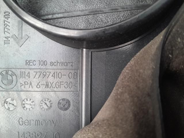 bontott BMW 1 Felső Hűtőburkolat