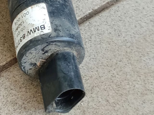 bontott BMW 1 Fényszórómosó Szivattyú