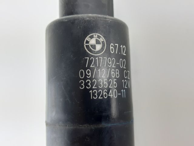 bontott BMW 1 Fényszórómosó Szivattyú