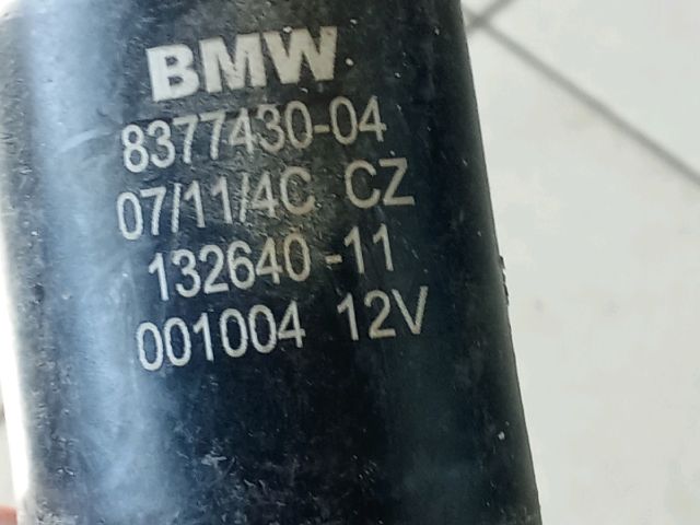 bontott BMW 1 Fényszórómosó Szivattyú