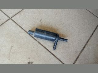 bontott BMW 1 Fényszórómosó Szivattyú