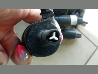 bontott BMW 1 Fényszórómosó Szivattyú