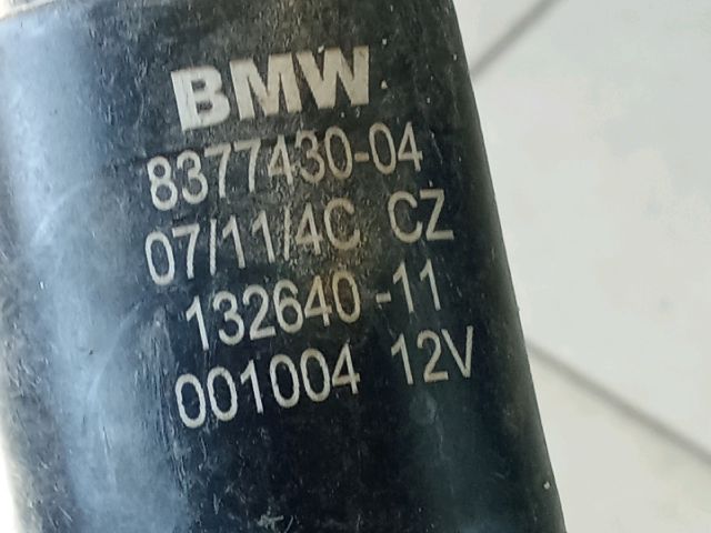 bontott BMW 1 Fényszórómosó Szivattyú