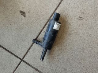 bontott BMW 1 Fényszórómosó Szivattyú