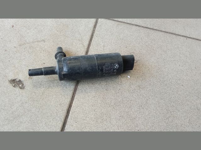 bontott BMW 1 Fényszórómosó Szivattyú