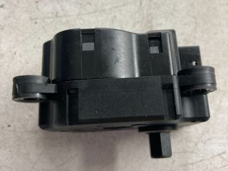 bontott BMW 1 Fűtés Állító Motor