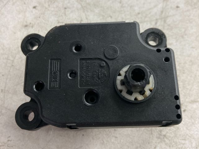 bontott BMW 1 Fűtés Állító Motor