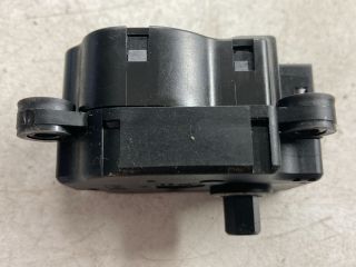 bontott BMW 1 Fűtés Állító Motor