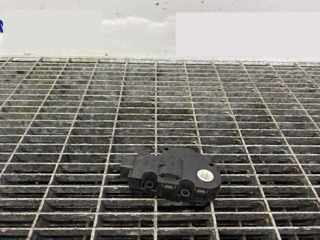 bontott BMW 1 Fűtés Állító Motor