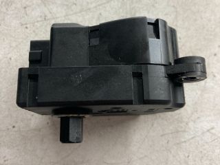 bontott BMW 1 Fűtés Állító Motor