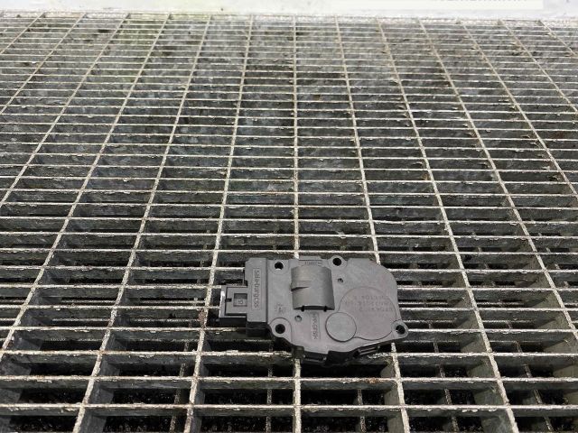 bontott BMW 1 Fűtés Állító Motor