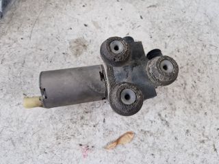 bontott BMW 1 Fűtéscsap