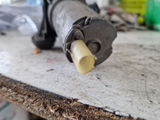 bontott BMW 1 Fűtéscsap