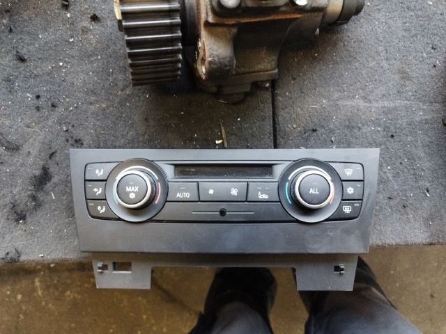 bontott BMW 1 Fűtéskapcsoló (digit klímás)