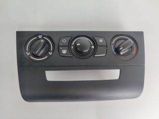 bontott BMW 1 Fűtéskapcsoló (digit klímás)