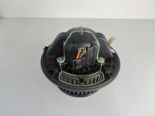 bontott BMW 1 Fűtőmotor (Klímás)