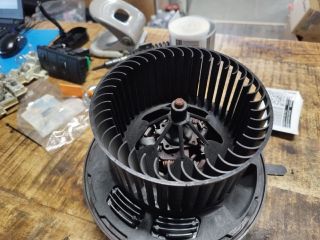 bontott BMW 1 Fűtőmotor (Klímás)