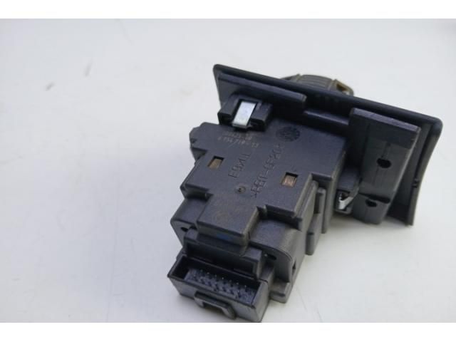 bontott BMW 1 Gyújtó Elektronika