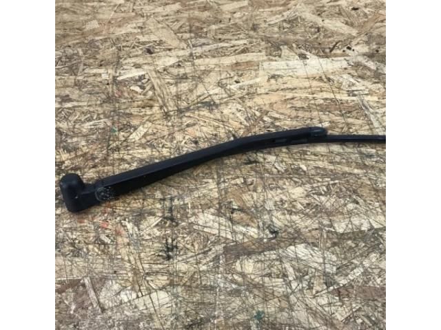 bontott BMW 1 Hátsó Ablaktörlő Kar