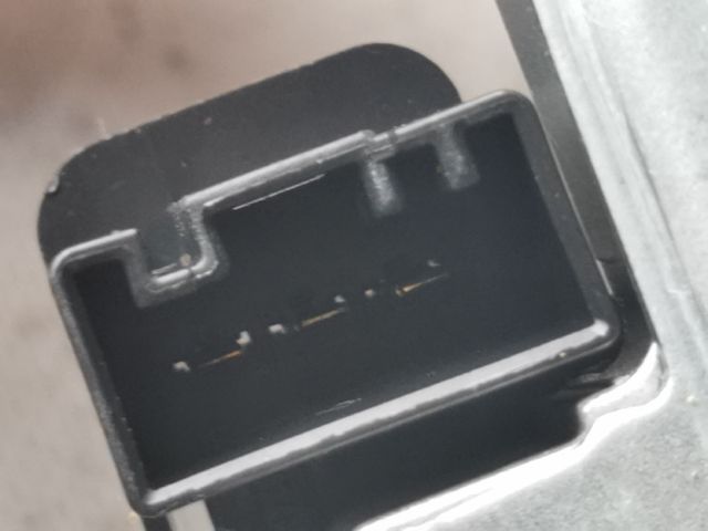 bontott BMW 1 Hátsó Ablaktörlő Motor