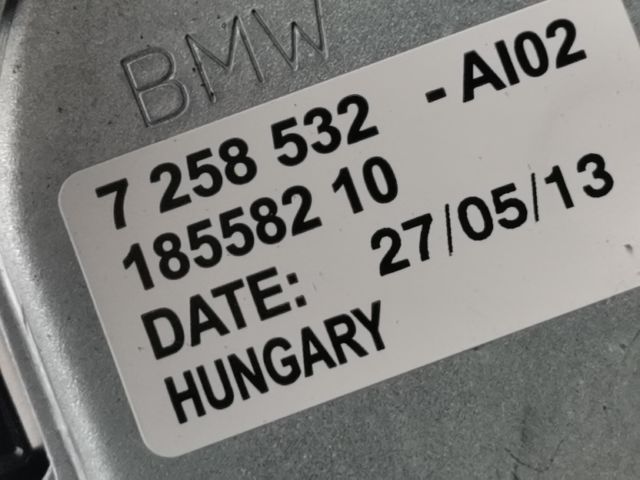 bontott BMW 1 Hátsó Ablaktörlő Motor