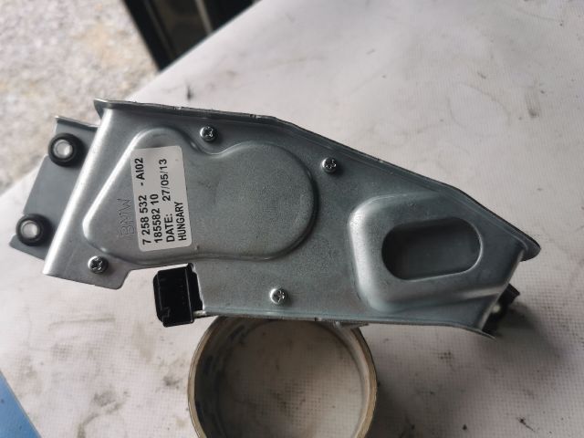 bontott BMW 1 Hátsó Ablaktörlő Motor