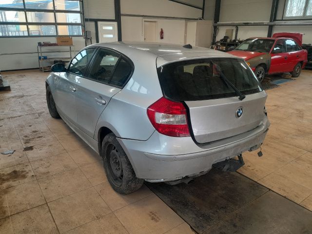 bontott BMW 1 Hátsó Ablaktörlő Motor