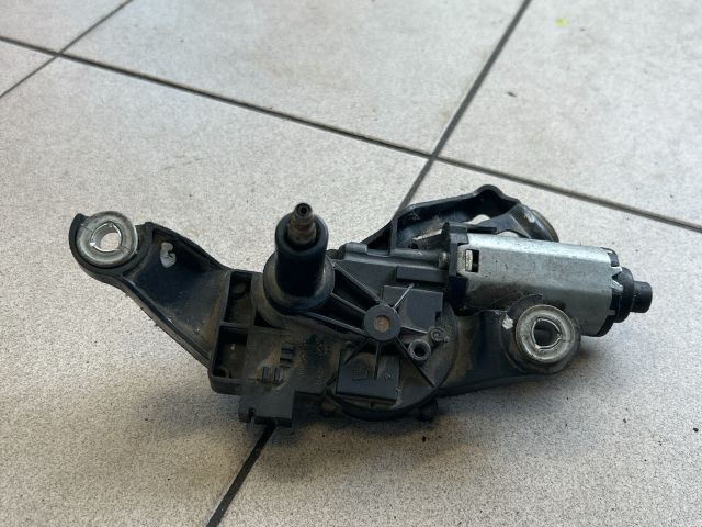 bontott BMW 1 Hátsó Ablaktörlő Motor