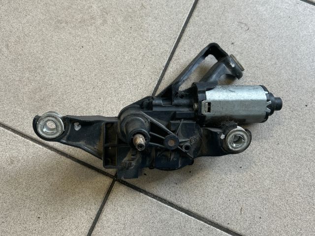 bontott BMW 1 Hátsó Ablaktörlő Motor