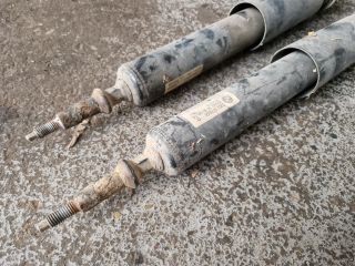 bontott BMW 1 Hátsó Lengéscsillapító Pár