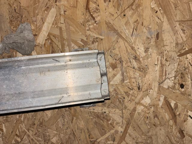 bontott BMW 1 Hátsó Lökhárító Merevítő (Fém)