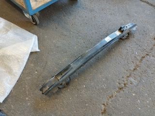 bontott BMW 1 Hátsó Lökhárító Merevítő (Fém)