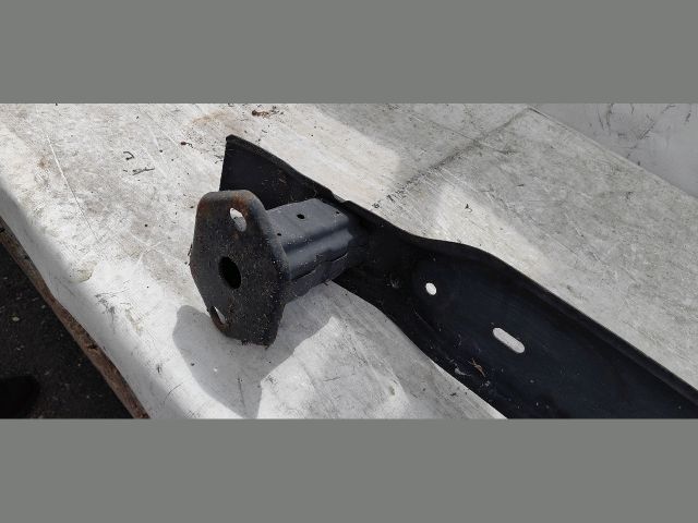 bontott BMW 1 Hátsó Lökhárító Merevítő (Fém)