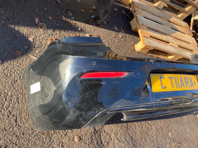 bontott BMW 1 Hátsó Lökhárító (Részeivel)