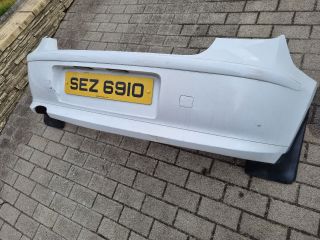 bontott BMW 1 Hátsó Lökhárító (Részeivel)