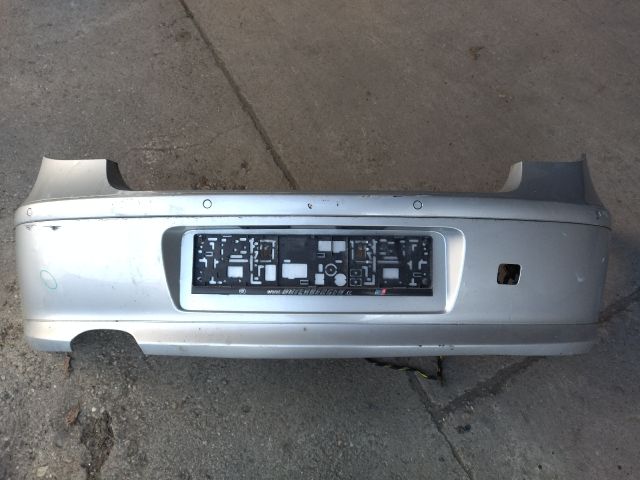 bontott BMW 1 Hátsó Lökhárító (Részeivel)