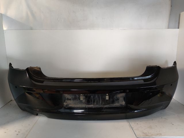 bontott BMW 1 Hátsó Lökhárító (Részeivel)