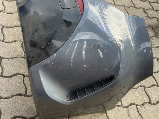 bontott BMW 1 Hátsó Lökhárító (Részeivel)