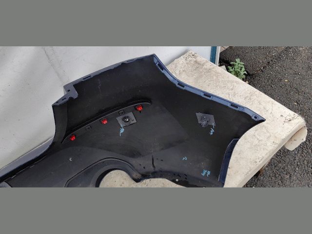 bontott BMW 1 Hátsó Lökhárító (Üresen)