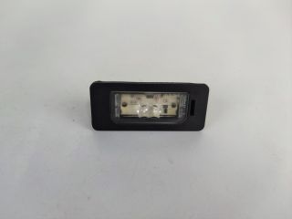 bontott BMW 1 Hátsó Rendszámtábla Világítás