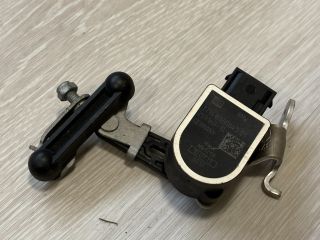 bontott BMW 1 Hátsó Xenon Szintszabályzó Jeladó