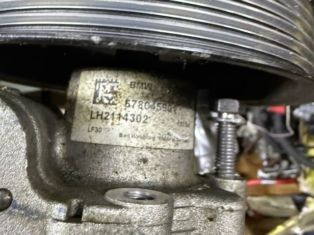 bontott BMW 1 Hidraulika Szivattyú