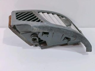 bontott BMW 1 Hűtőrács