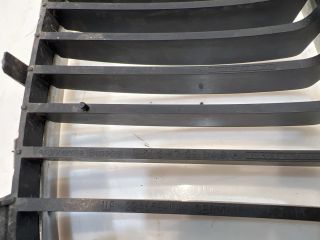 bontott BMW 1 Hűtőrács