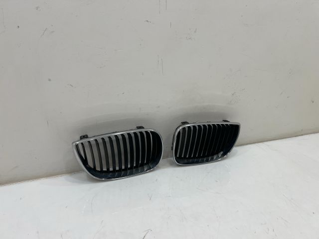 bontott BMW 1 Hűtőrács