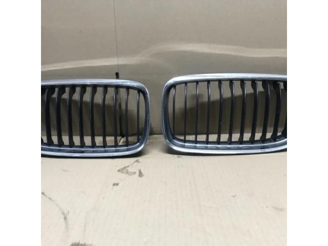 bontott BMW 1 Hűtőrács