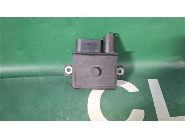 bontott BMW 1 Izzító Relé