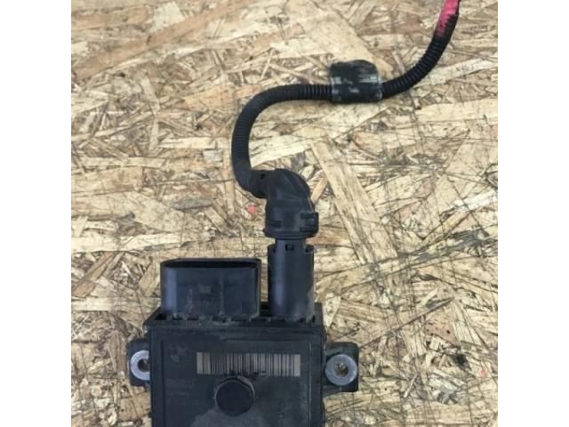 bontott BMW 1 Izzító Relé